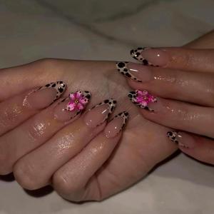 imageBABALAL Press on Nails Medium Almond Fake Nails Spider Web Gothic Glue on Brown Orange Fall Acrylic Halloween Design 24Pcs Glossy Full Cover False NailsBNS05cheetah