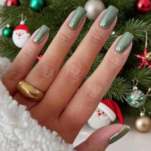 image:imageBABALAL Snowflake Press on Nails Short Square Fake Nails Blue Gradient Glue on Glitter Bling Design Winter New Year Christmas Acrylic 24Pcs Full Cover False Nails for Women Girls kidsBNxmas15