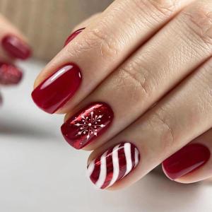 image:imageBABALAL Snowflake Press on Nails Short Square Fake Nails Blue Gradient Glue on Glitter Bling Design Winter New Year Christmas Acrylic 24Pcs Full Cover False Nails for Women Girls kidsBNxmas03snow